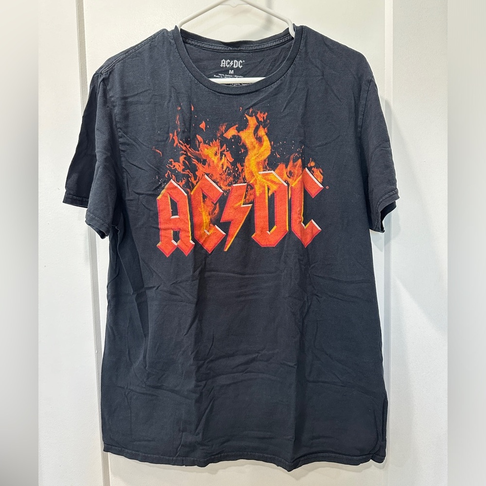 ACDC T-Shirt - Men’s Size Medium